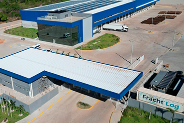 Um investimento de aproximadamente R$ 120 milhões realizado pela multinacional suíça Fracht AG resultou na implantação de um novo terminal logístico no Complexo Industrial e Portuário do Pecém, no Ceará.