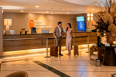 Hotel Sonata de Iracema lança Academia Sonata para capacitar jovens e ampliar acesso ao mercado de trabalho em Fortaleza.