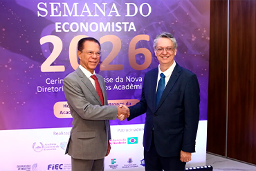 Célio Fernando, sócio da CBPCE, assume presidência da Academia Cearense de Economia, sucedendo Sérgio Silveira Melo.