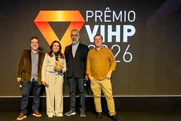 Ivana Bezerra, sócia da CBPCE e diretora do Hotel Sonata de Iracema, é eleita Hoteleira do Ano no Prêmio VIHP 2026.